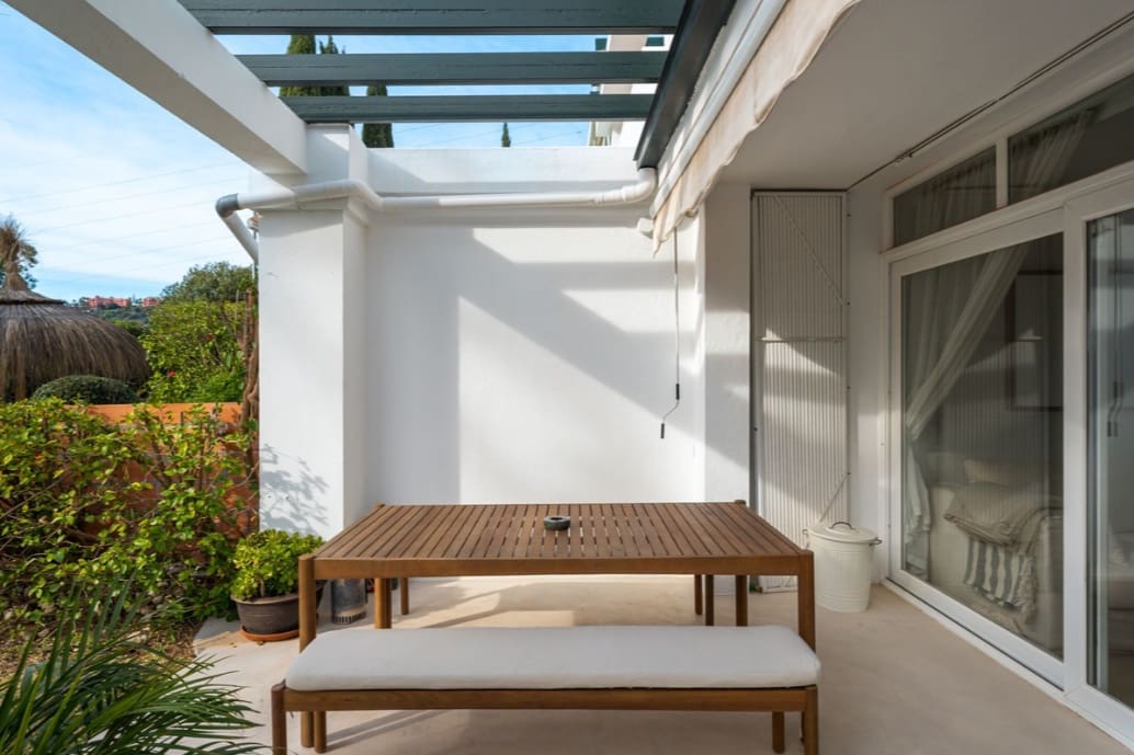 2 slaapkamer Appartement te koop in La Quinta met zwembad garage - € 460.000 (Ref: 9574442)