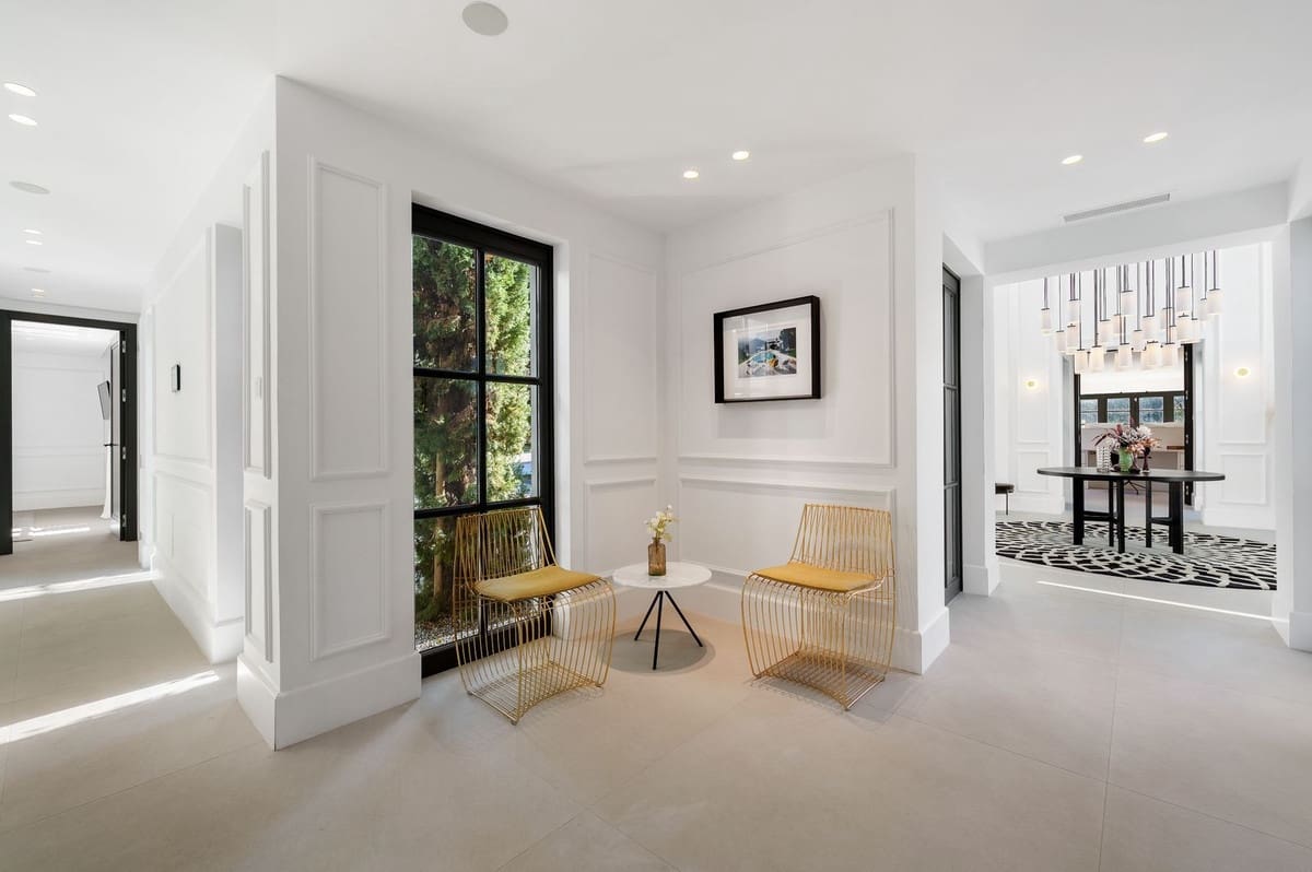 5 soveværelse Villa til salg i Nueva Andalucia med swimmingpool garage - € 11.950.000 (Ref: 9582644)