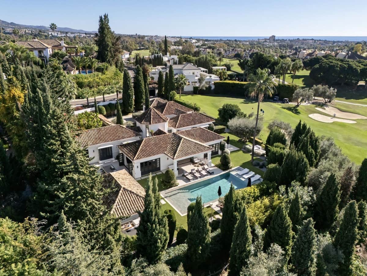 5 soveværelse Villa til salg i Nueva Andalucia med swimmingpool garage - € 11.950.000 (Ref: 9582644)