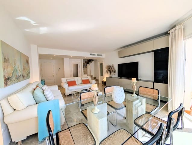 4 slaapkamer Penthouse te koop in San Pedro de Alcantara, Marbella met zwembad garage - € 1.250.000 (Ref: 9582645)