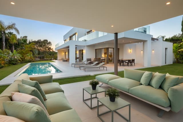 5 makuuhuone Huvila myytävänä paikassa Golden Mile, Marbella mukana uima-altaan 
autotalli - 4 950 000 € (Ref: 9591099)