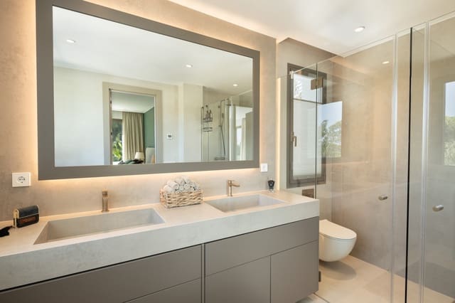 5 makuuhuone Huvila myytävänä paikassa Golden Mile, Marbella mukana uima-altaan 
autotalli - 4 950 000 € (Ref: 9591099)