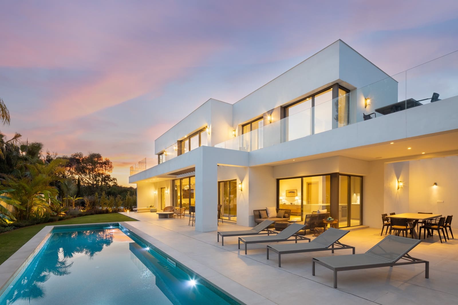 5 makuuhuone Huvila myytävänä paikassa Golden Mile mukana uima-altaan 
autotalli - 4 950 000 € (Ref: 9591099)