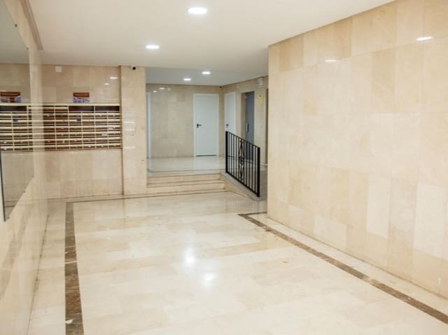 4 makuuhuone Huoneisto myytävänä paikassa San Pedro de Alcantara, Marbella - 402 000 € (Ref: 9591100)