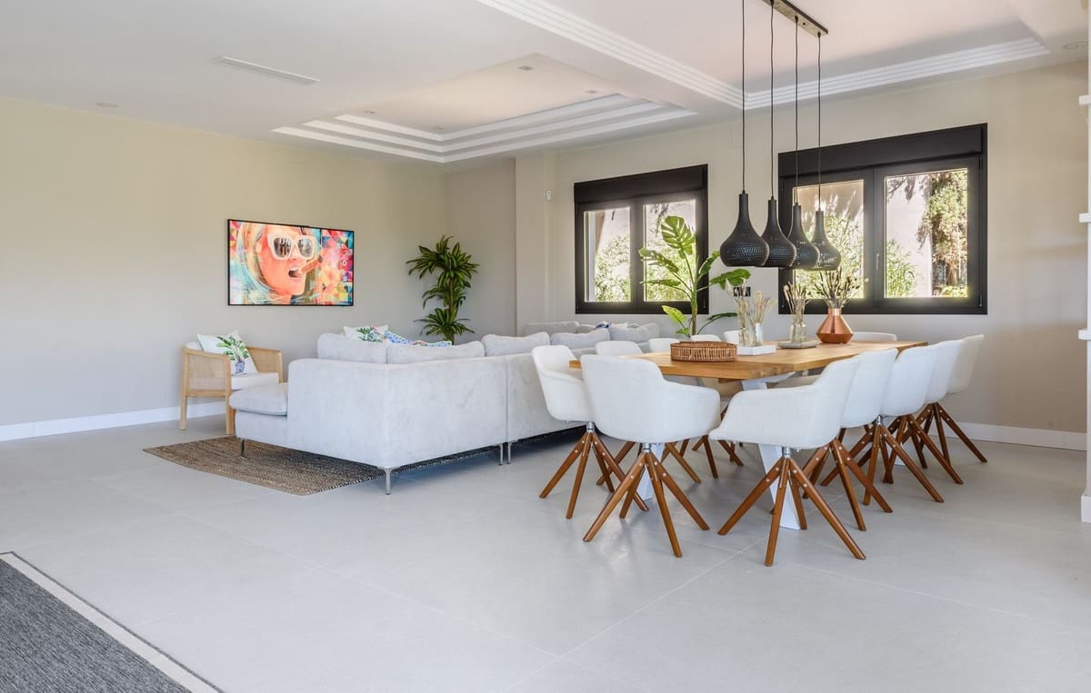 7 sovrum Villa till salu i Marbella med pool garage - 3 790 000 € (Ref: 9604852)