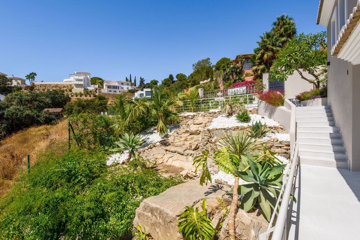 7 bedroom Villa for sale in Marbella with pool garage - € 3,790,000 (Ref: 9604852)