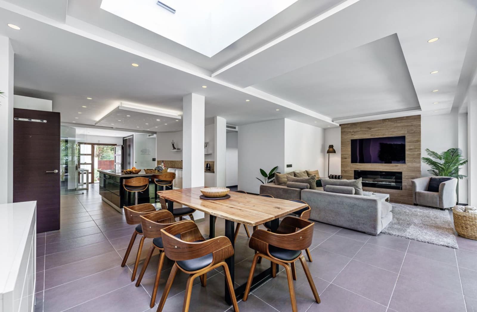 5 Zimmer Villa zu verkaufen in Marbella mit Pool Garage - 2.199.900 € (Ref: 9607949)