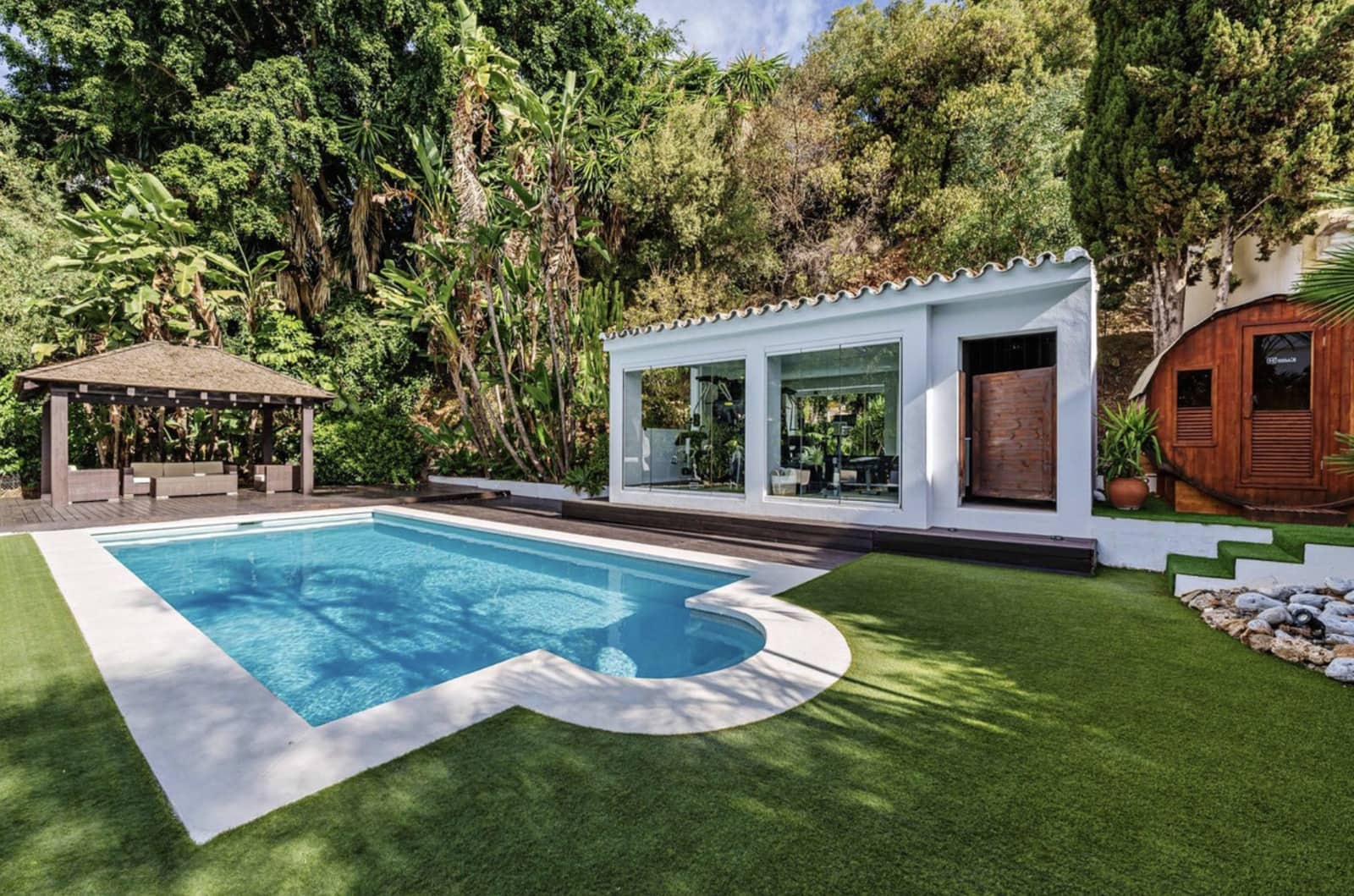 5 Zimmer Villa zu verkaufen in Marbella mit Pool Garage - 2.199.900 € (Ref: 9607949)