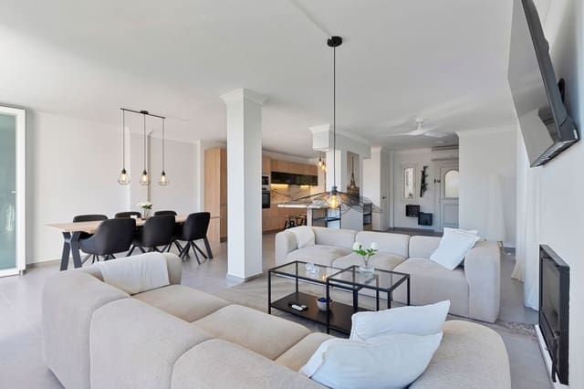 3 chambre Appartement à vendre à Las Brisas, Marbella avec piscine - 695 000 € (Ref: 9611318)
