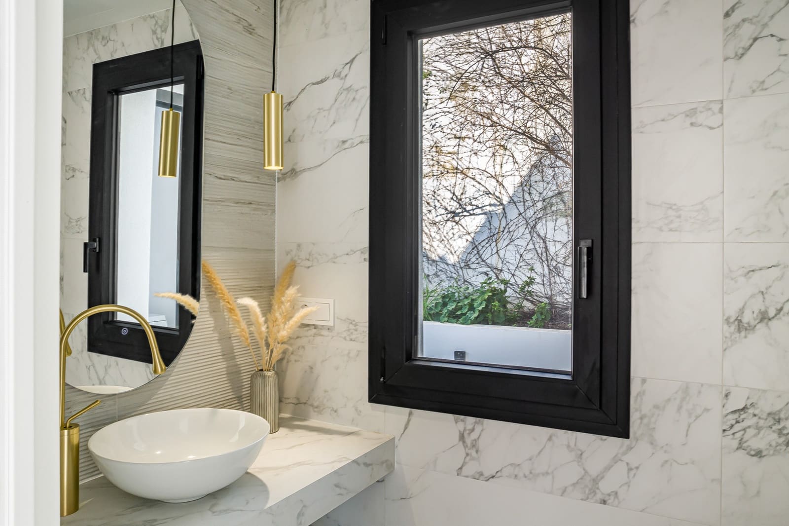 3 sovrum Villa till salu i Nueva Andalucia med pool garage - 1 195 000 € (Ref: 9625549)