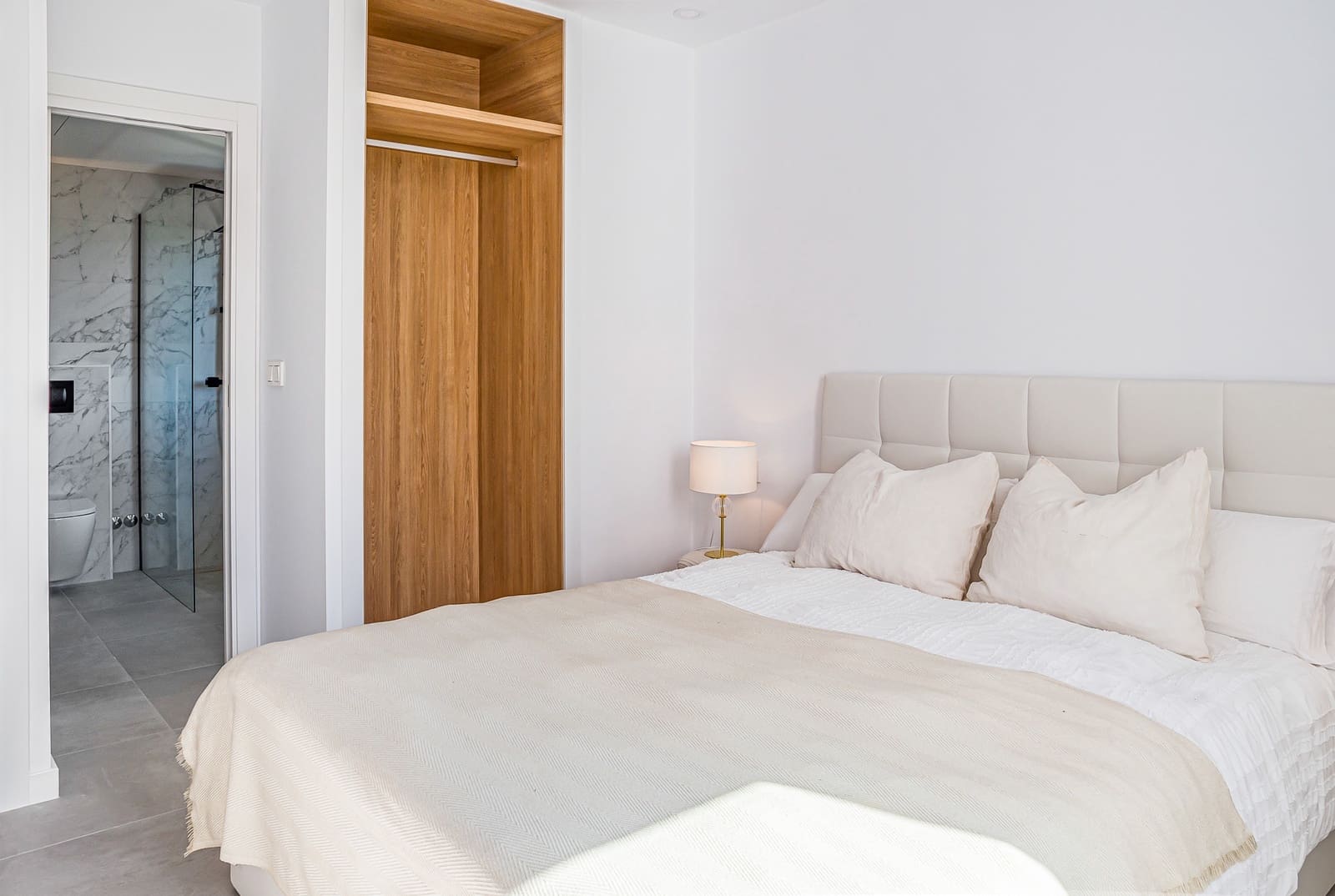 3 sovrum Villa till salu i Nueva Andalucia med pool garage - 1 195 000 € (Ref: 9625549)