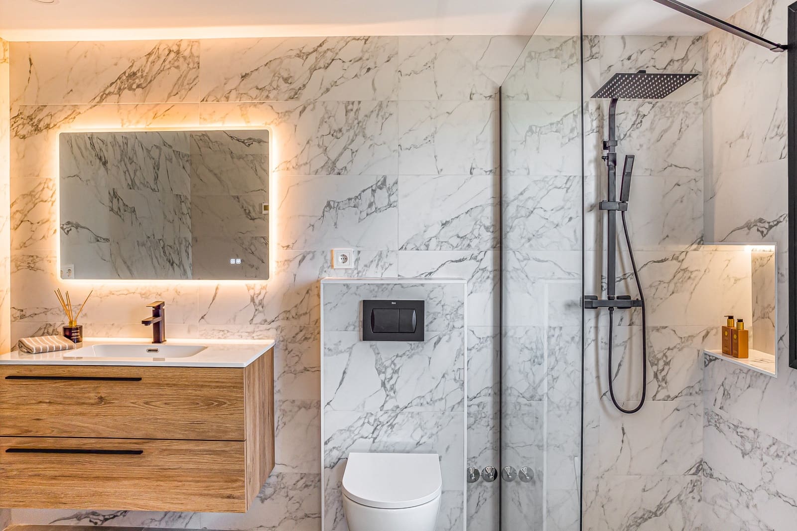 3 sovrum Villa till salu i Nueva Andalucia med pool garage - 1 195 000 € (Ref: 9625549)