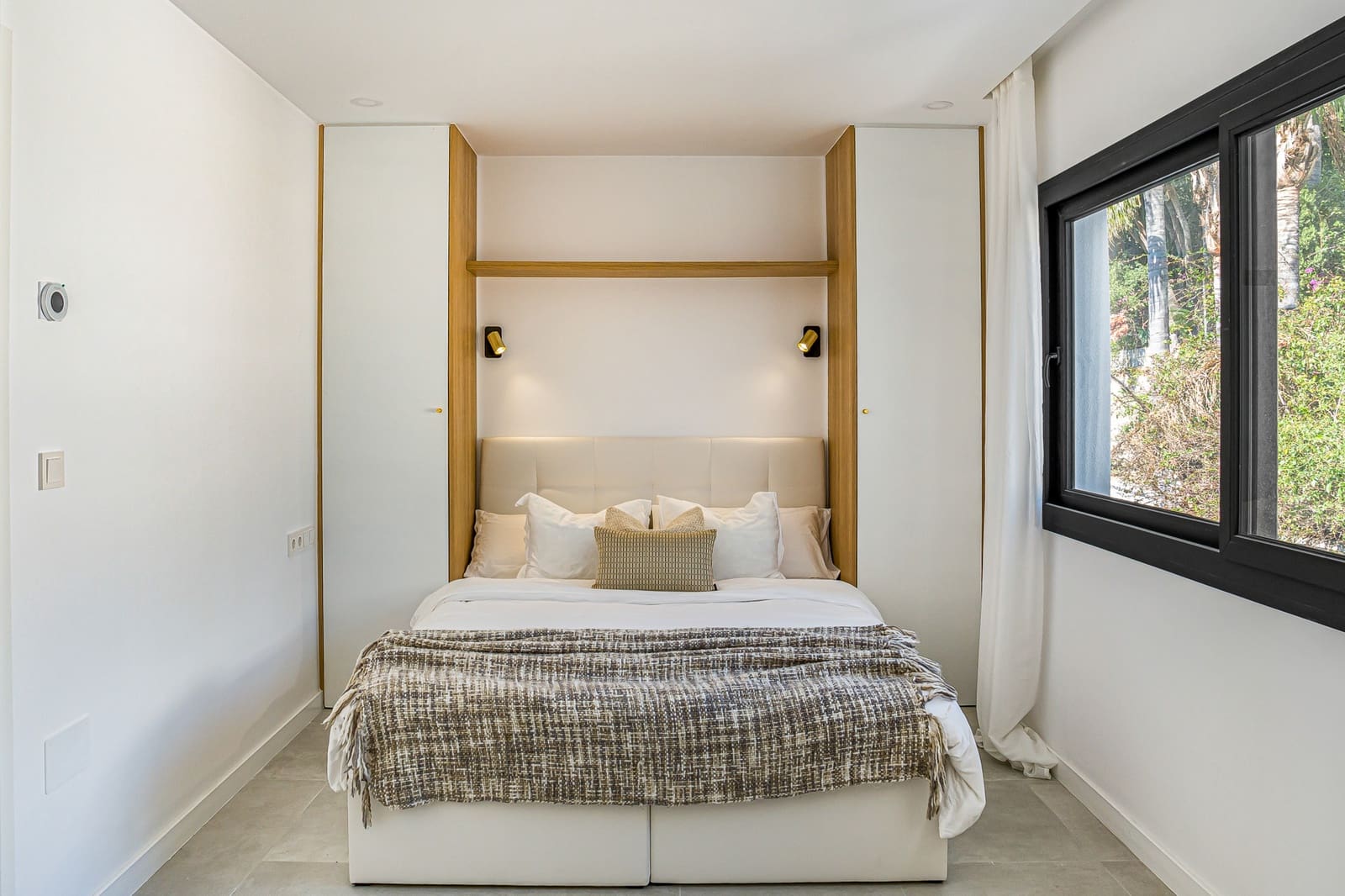 3 sovrum Villa till salu i Nueva Andalucia med pool garage - 1 195 000 € (Ref: 9625549)