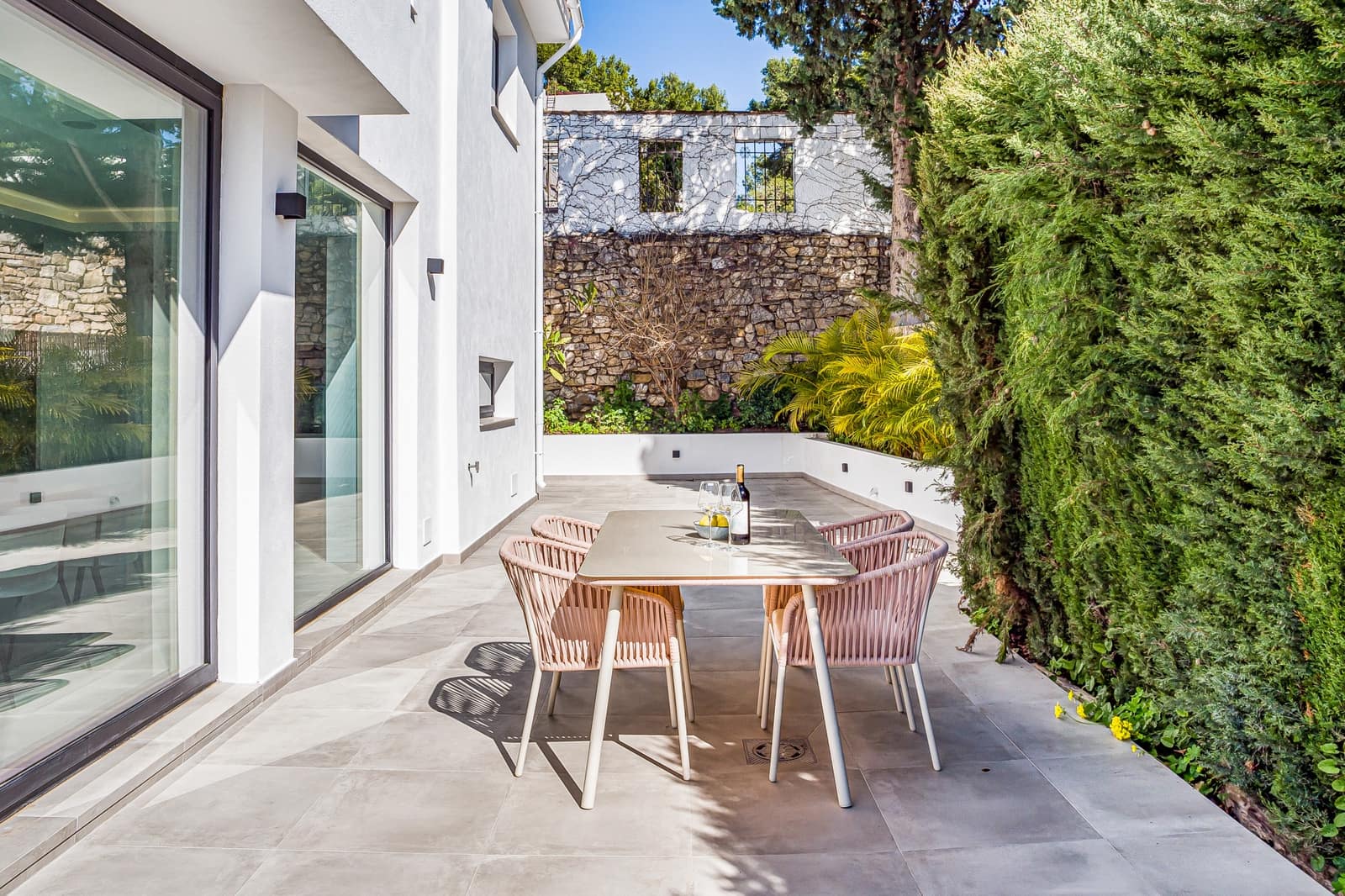 3 sovrum Villa till salu i Nueva Andalucia med pool garage - 1 195 000 € (Ref: 9625549)