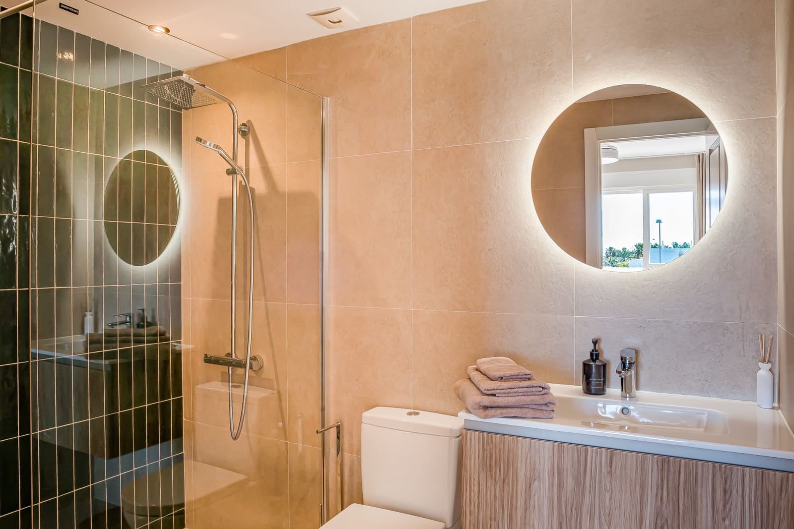 2 soveværelse Penthouse til salg i Nueva Andalucia med swimmingpool garage - € 570.000 (Ref: 9625551)