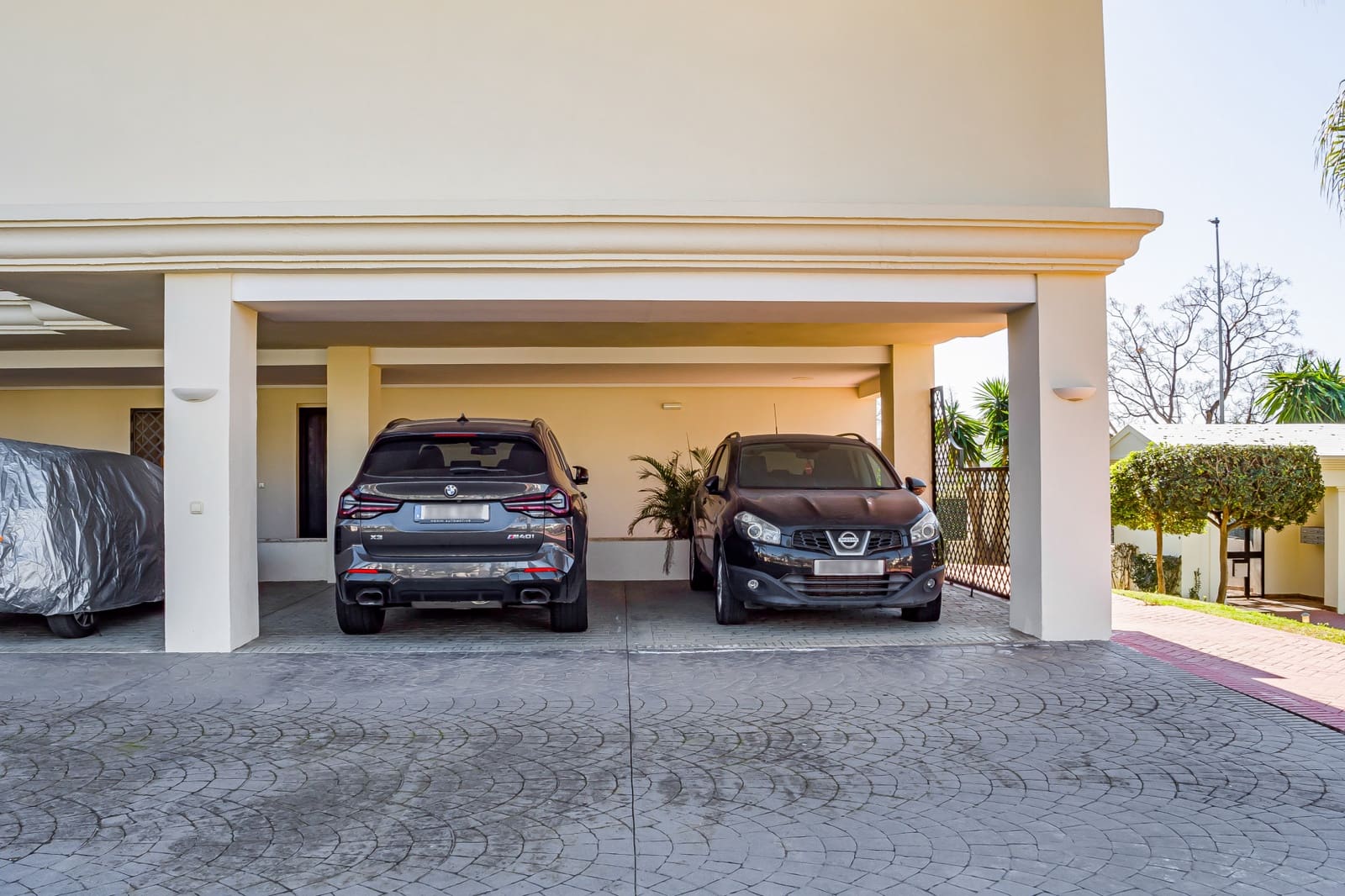 2 soveværelse Penthouse til salg i Nueva Andalucia med swimmingpool garage - € 570.000 (Ref: 9625551)