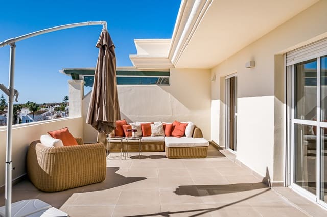2 chambre Penthouse à vendre à Rodeo Alto - Guadaiza - La Campana, Marbella avec piscine garage - 570 000 € (Ref: 9625551)
