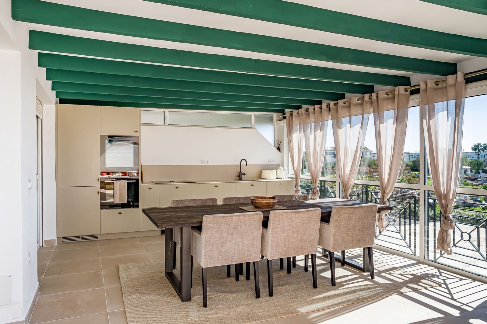 2 bedroom Penthouse for sale in Nueva Andalucia with pool garage - € 570,000 (Ref: 9625551)