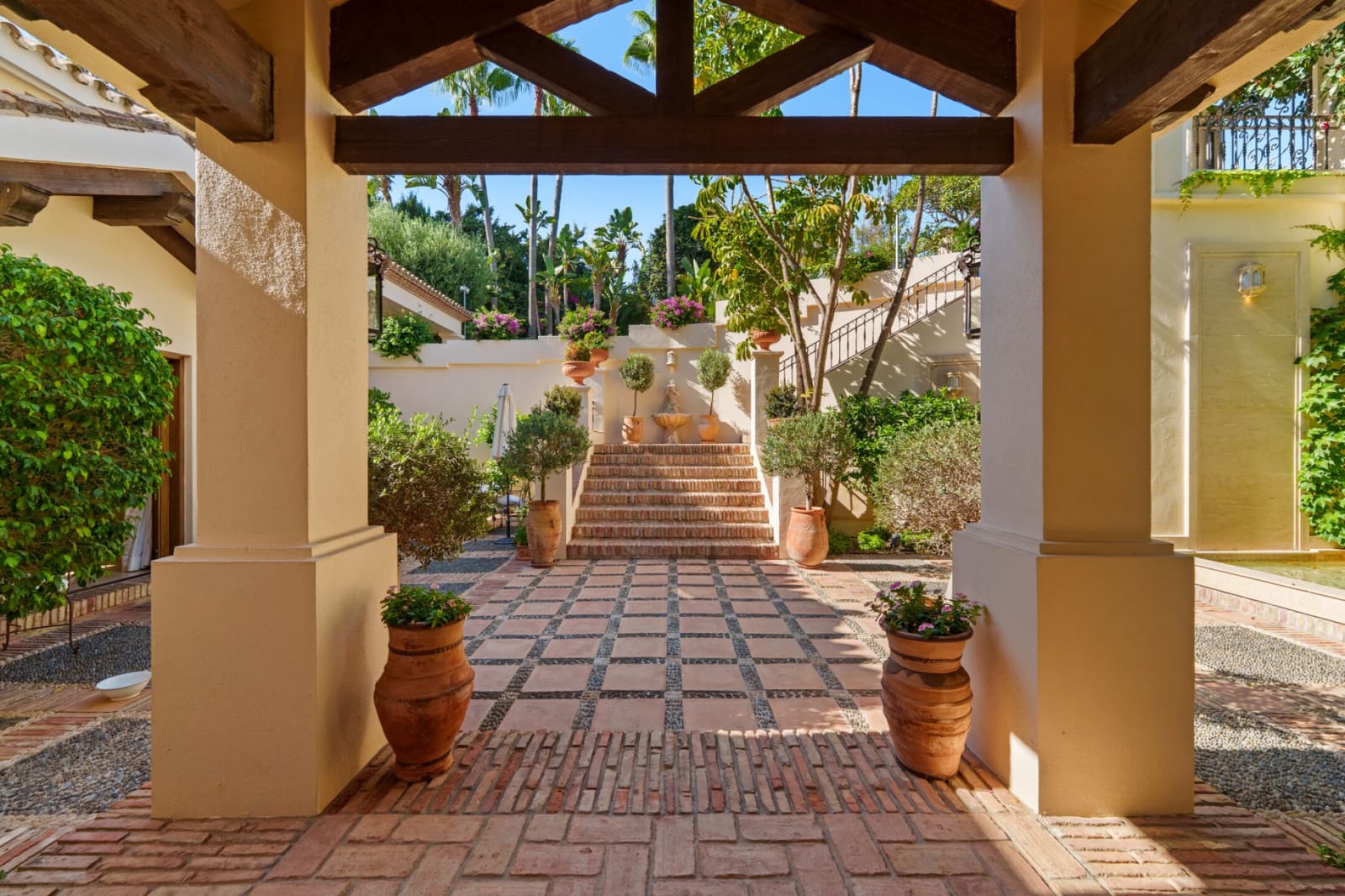 6 chambre Villa/Maison à vendre à Marbella avec piscine garage - 8 950 000 € (Ref: 9627476)