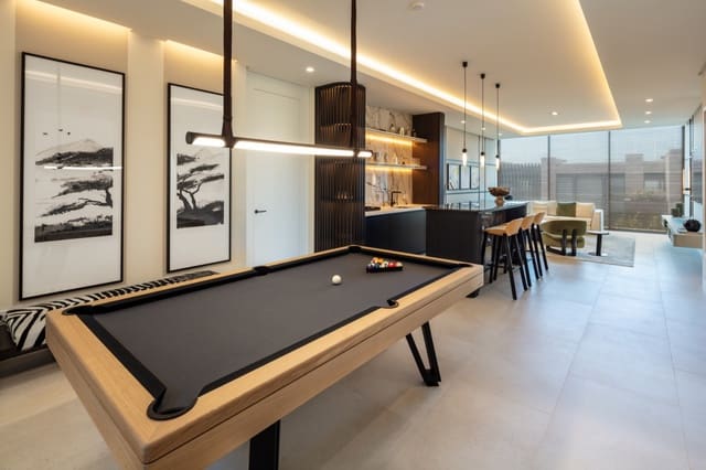 7 makuuhuone Huvila myytävänä paikassa La Quinta, Benahavís mukana uima-altaan 
autotalli - 9 950 000 € (Ref: 9627478)