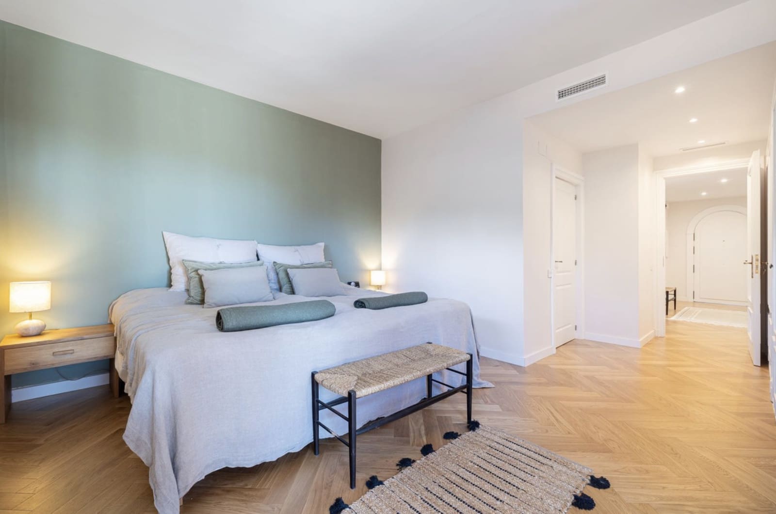 3 sovrum Lägenhet till salu i Nueva Andalucia med pool garage - 2 150 000 € (Ref: 9634234)