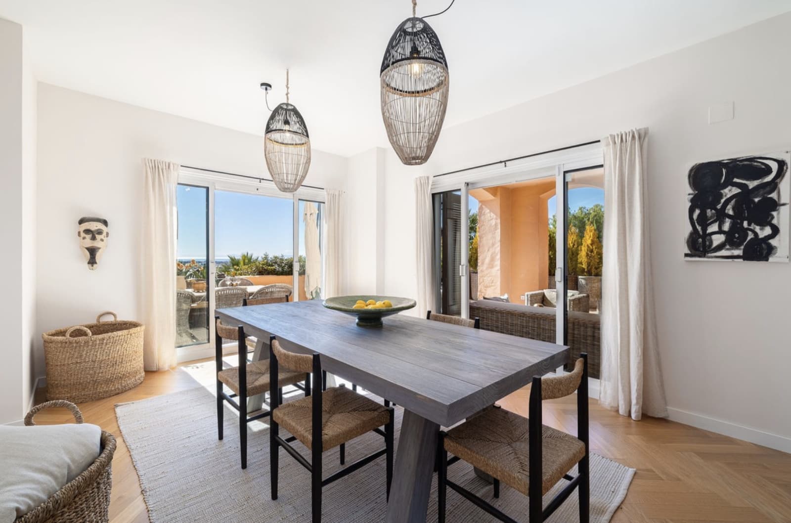 3 sovrum Lägenhet till salu i Nueva Andalucia med pool garage - 2 150 000 € (Ref: 9634234)