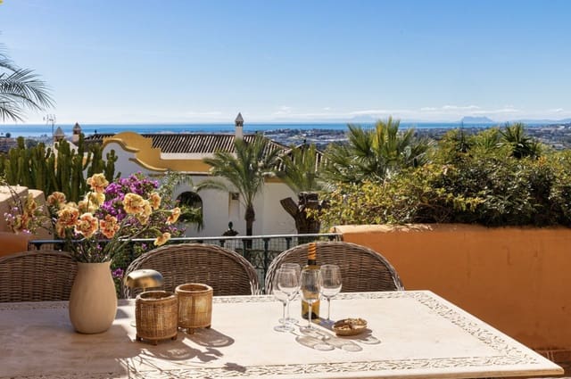 3 sovrum Lägenhet till salu i Nueva Andalucia, Marbella med pool garage - 2 150 000 € (Ref: 9634234)