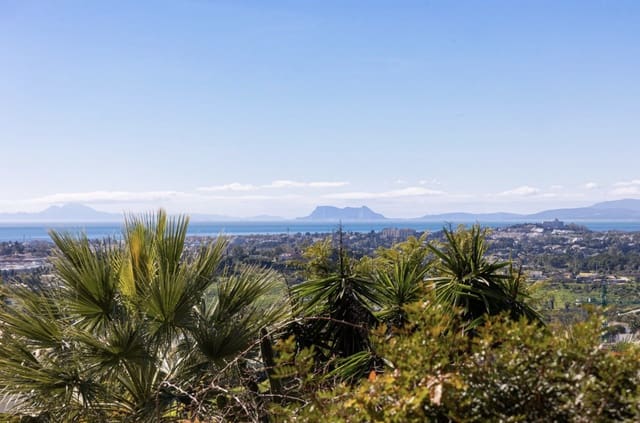 3 chambre Appartement à vendre à Nueva Andalucia, Marbella avec piscine garage - 2 150 000 € (Ref: 9634234)