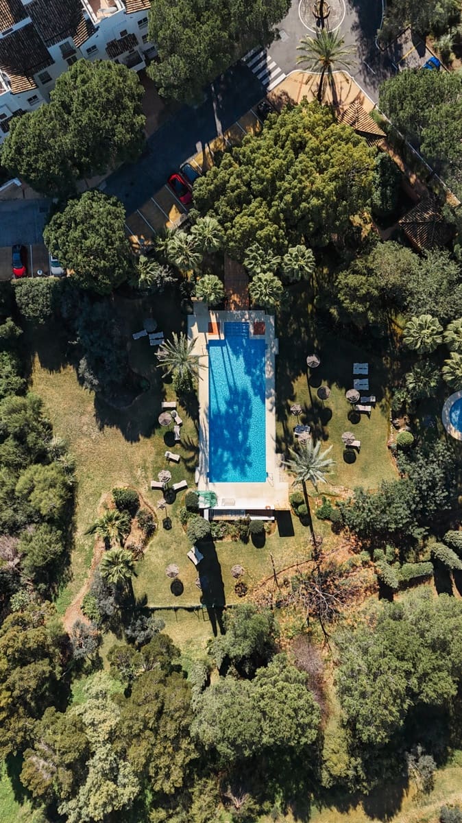 3 soverom Penthouse til salgs i Benahavis med svømmebasseng garasje - € 1 495 000 (Ref: 9634239)