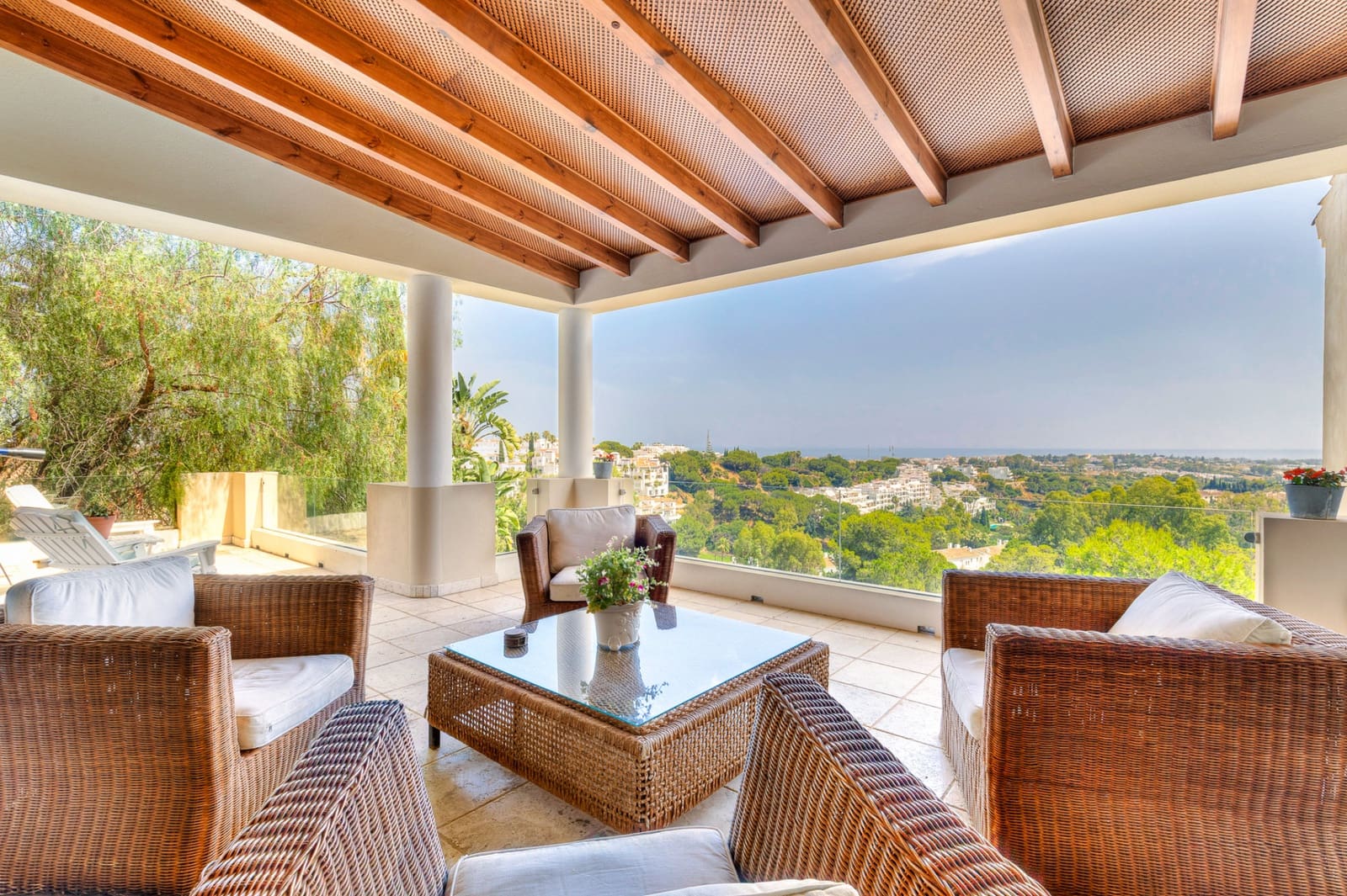 5 chambre Villa/Maison à vendre à Benahavis avec piscine garage - 3 950 000 € (Ref: 9637313)