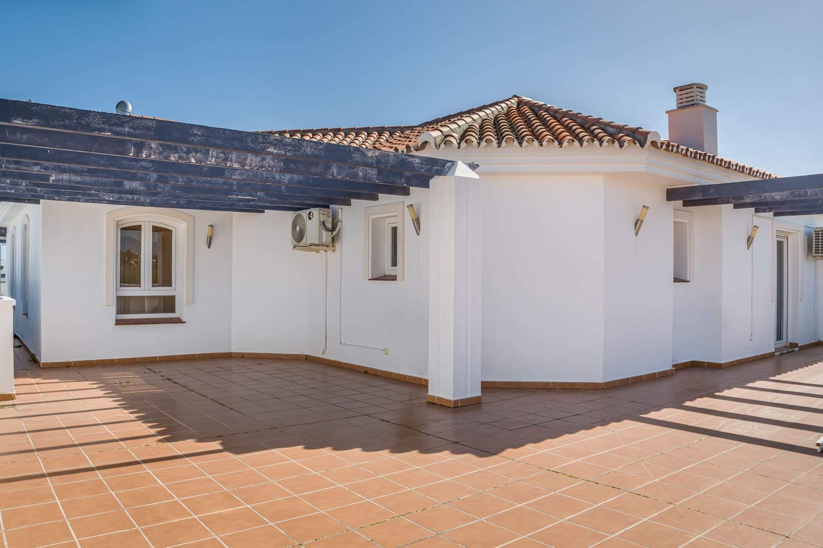 Ático de 3 habitaciones en Nueva Andalucia en venta con garaje - 800.000 € (Ref: 9637314)