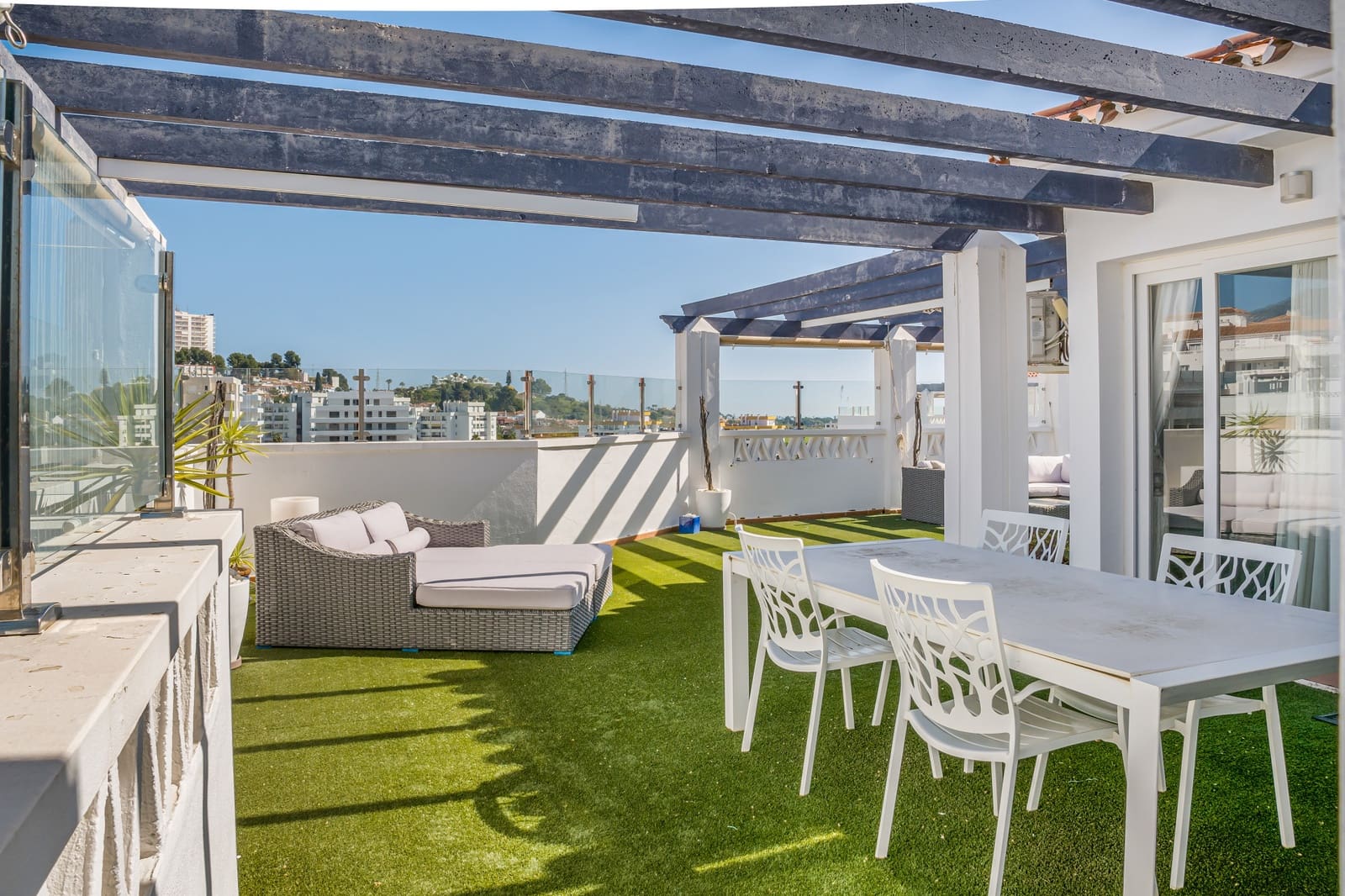 Ático de 3 habitaciones en Nueva Andalucia en venta con garaje - 800.000 € (Ref: 9637314)