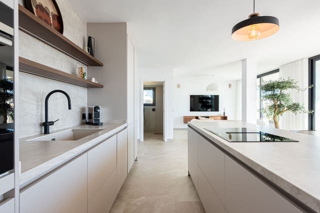 3 Zimmer Penthouse zu verkaufen in Marbella - 1.275.000 € (Ref: 9644606)