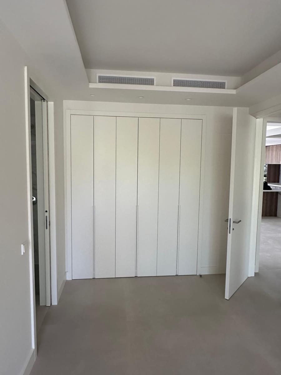 2 makuuhuone Huoneisto myytävänä paikassa Golden Mile mukana uima-altaan 
autotalli - 2 600 000 € (Ref: 9644608)