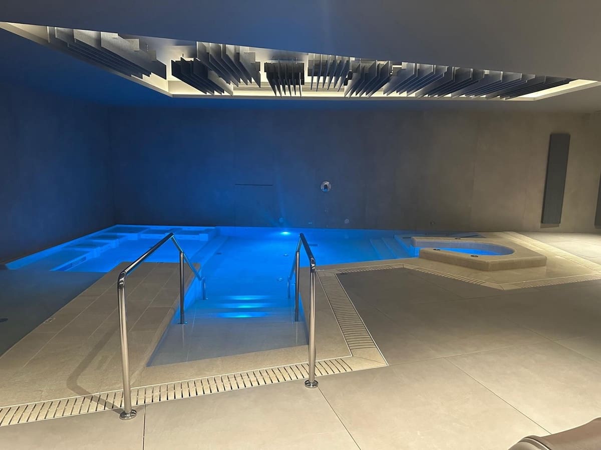 2 makuuhuone Huoneisto myytävänä paikassa Golden Mile mukana uima-altaan 
autotalli - 2 600 000 € (Ref: 9644608)