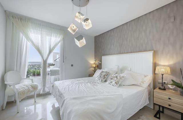 2 chambre Penthouse à vendre à Benahavís avec piscine garage - 680 000 € (Ref: 9651722)
