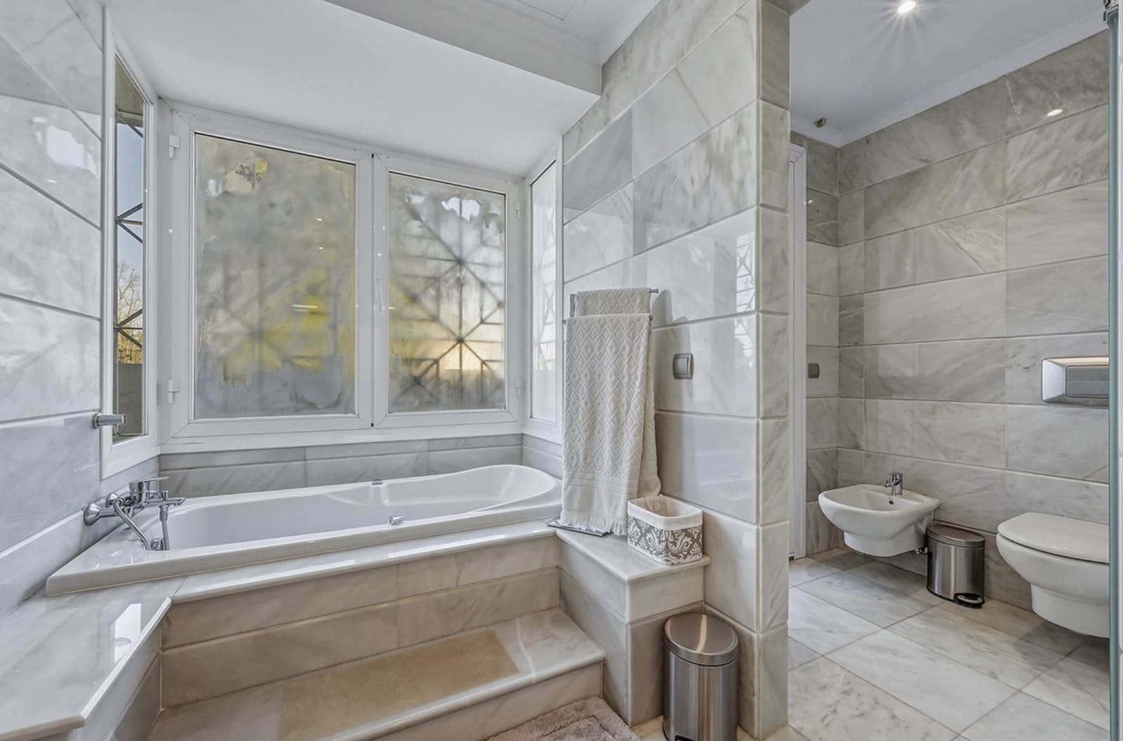 5 Zimmer Villa zu verkaufen in Guadalmina mit Pool Garage - 2.800.000 € (Ref: 9655870)