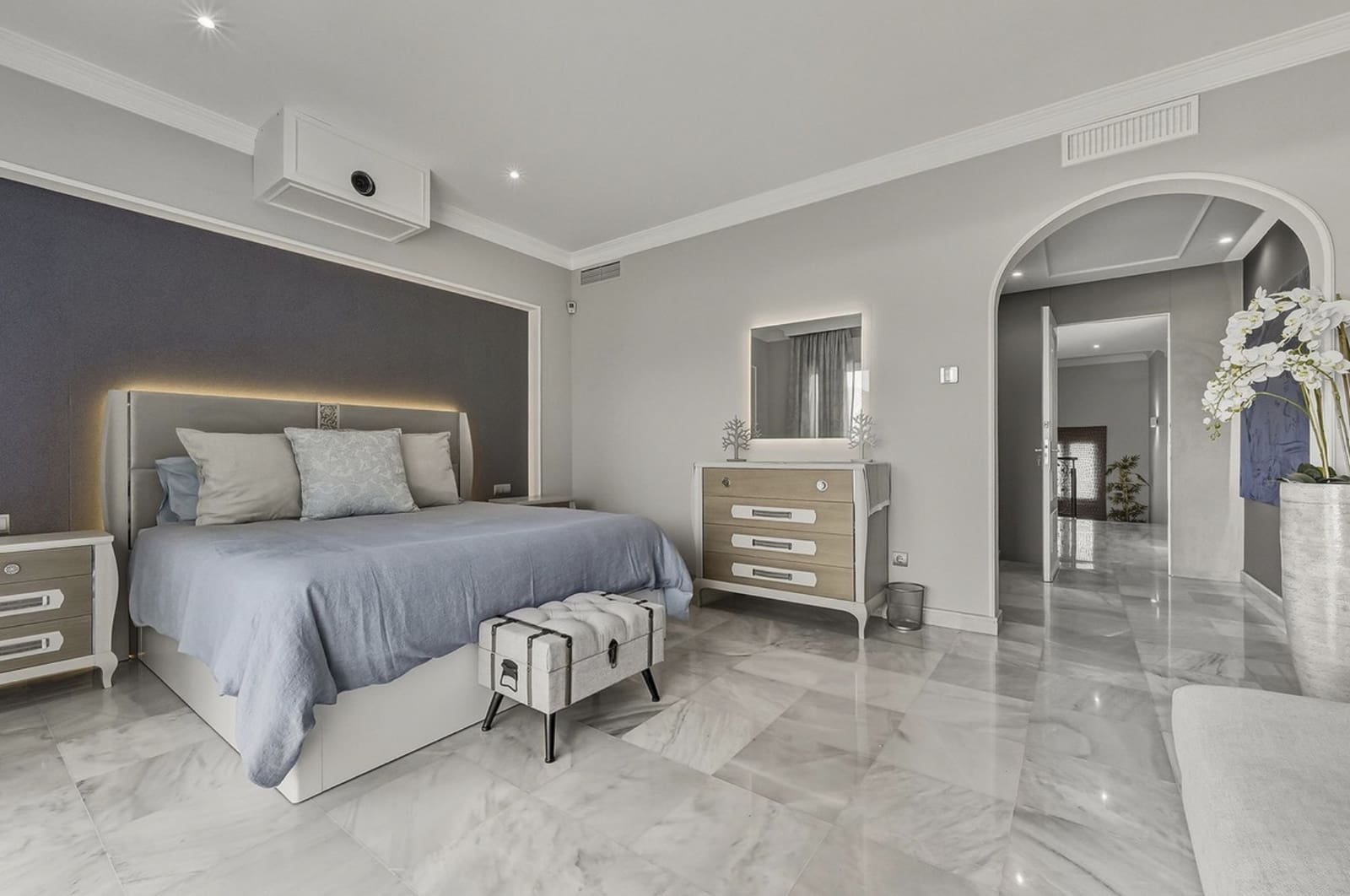 5 sypialnia Willa na sprzedaż w Guadalmina z basenem garażem - 2 500 000 € (Ref: 9655870)