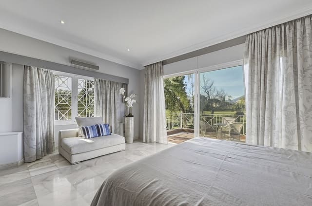 5 quarto Moradia para venda em Guadalmina Alta, Marbella com piscina garagem - 2 500 000 € (Ref: 9655870)