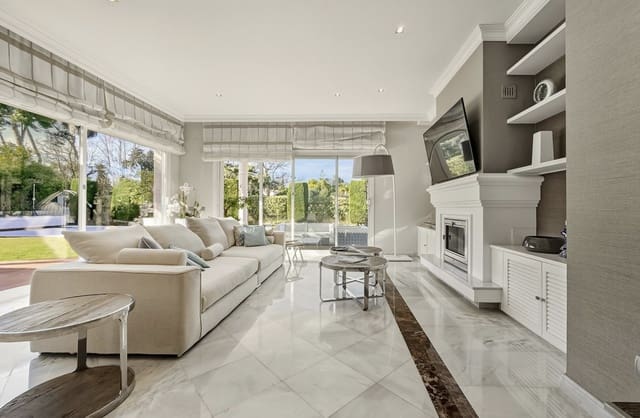 5 quarto Moradia para venda em Guadalmina Alta, Marbella com piscina garagem - 2 500 000 € (Ref: 9655870)