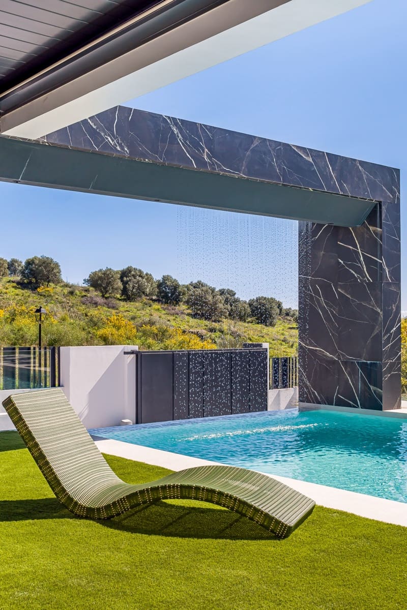 6 Zimmer Villa zu verkaufen in Benahavis mit Pool Garage - 6.800.000 € (Ref: 9661908)
