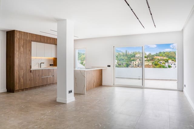 Ático de 3 habitaciones en La Quinta, Benahavís en venta con piscina garaje - 825.000 € (Ref: 9677068)