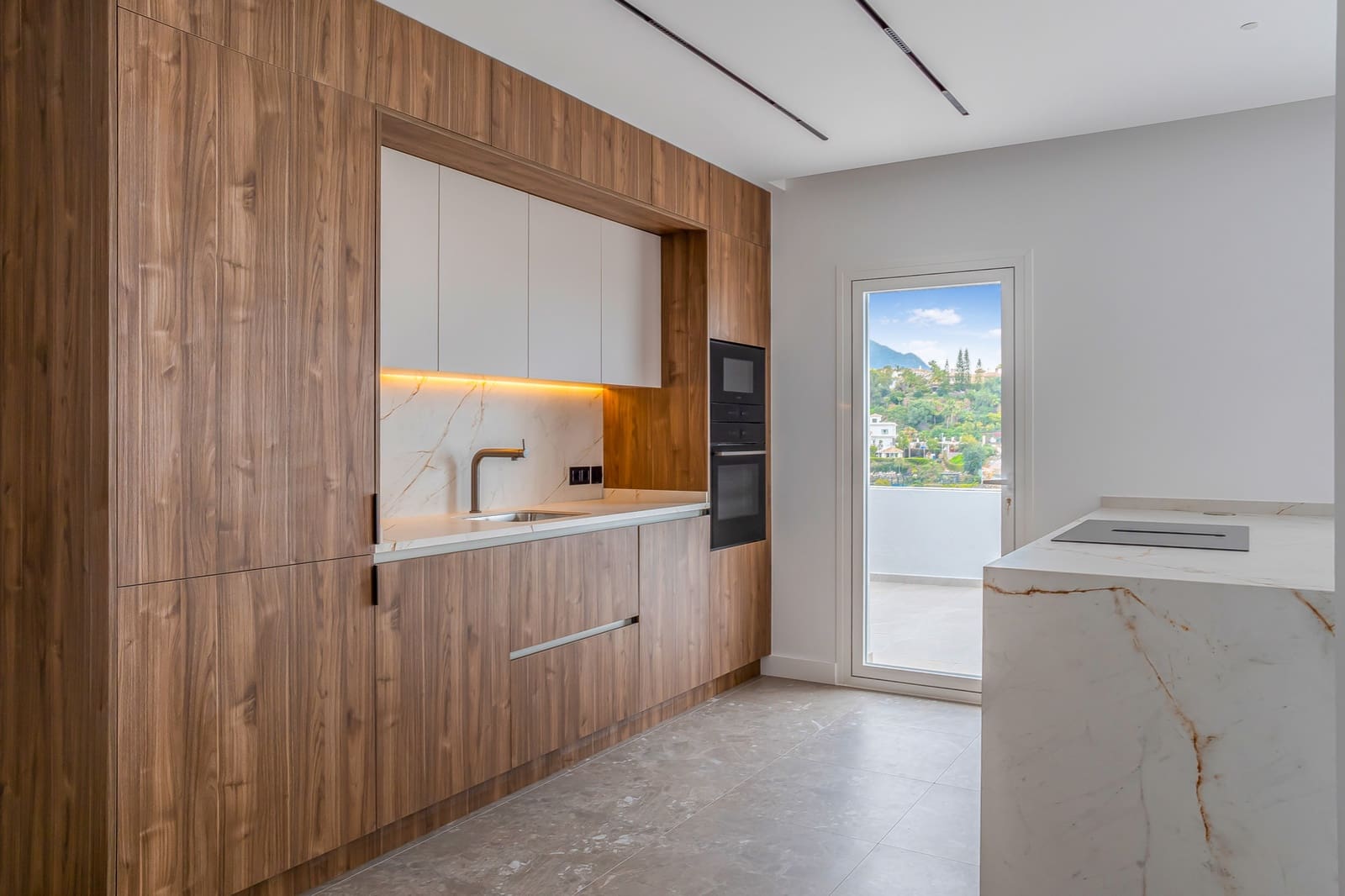 3 chambre Penthouse à vendre à La Quinta avec piscine garage - 825 000 € (Ref: 9677068)