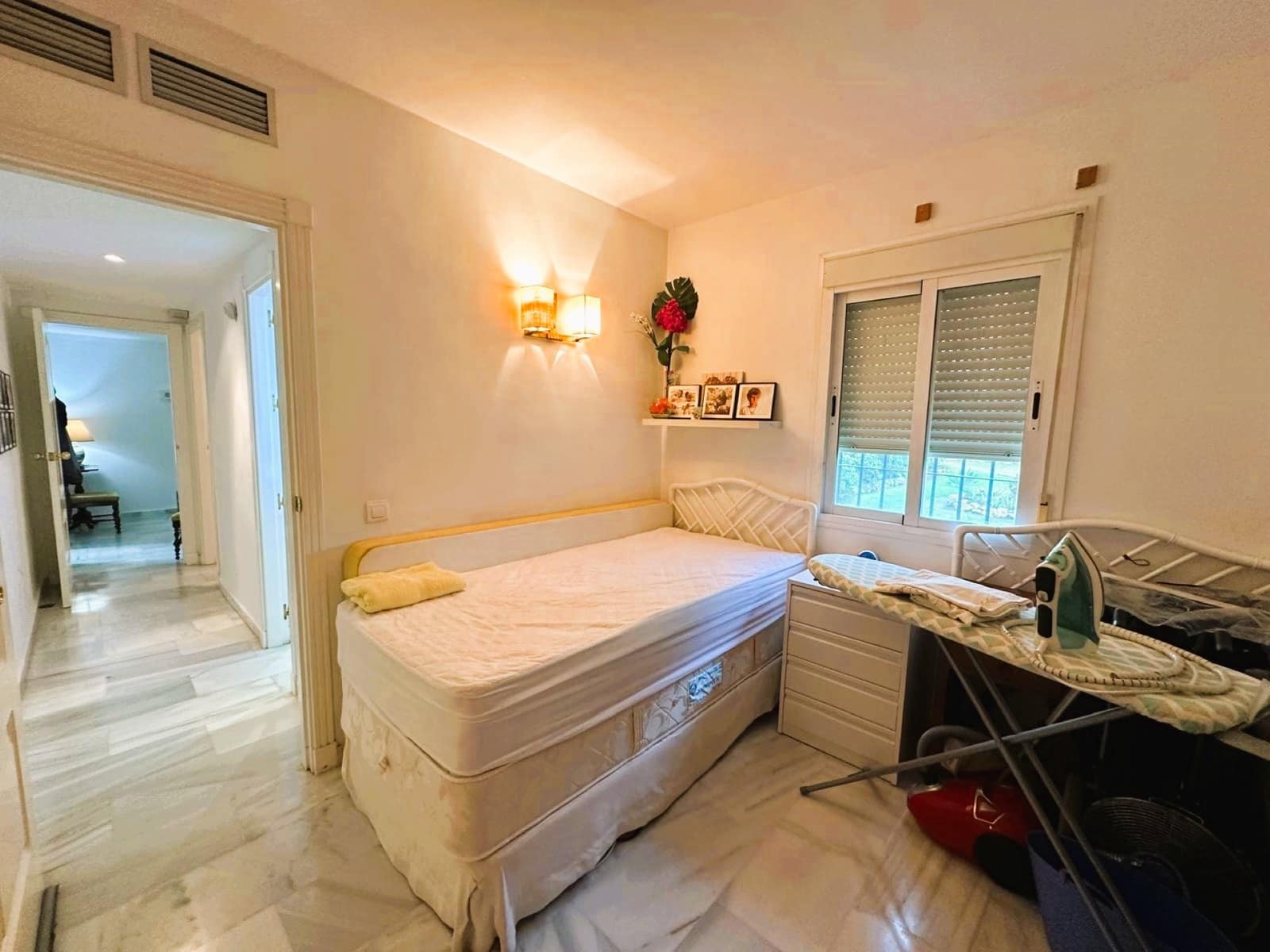 3 bedroom Apartment for sale in Marbella - € 550,000 (Ref: 9677069)