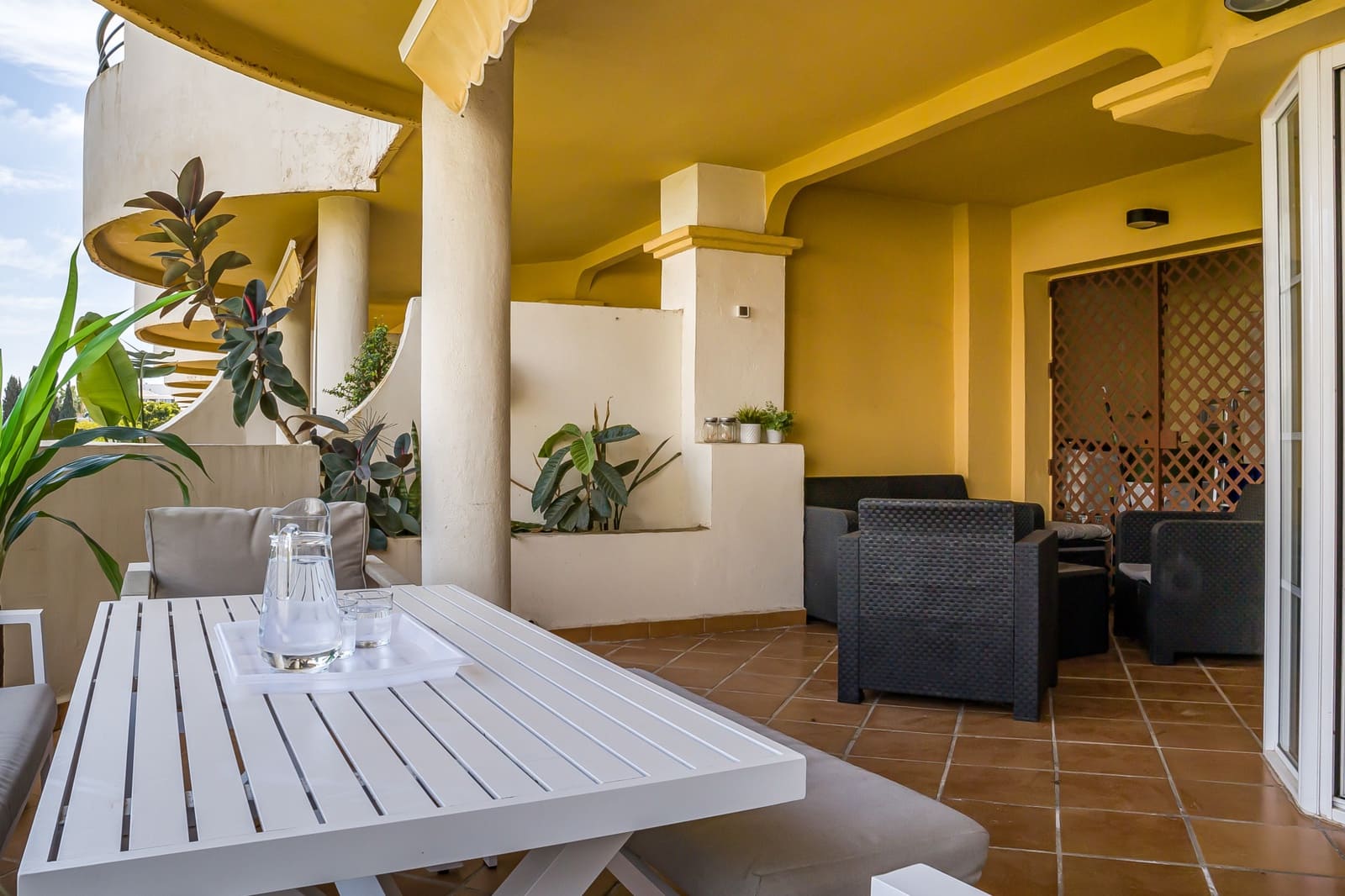 3 Zimmer Apartment zu verkaufen in Marbella mit Pool Garage - 499.000 € (Ref: 9677071)