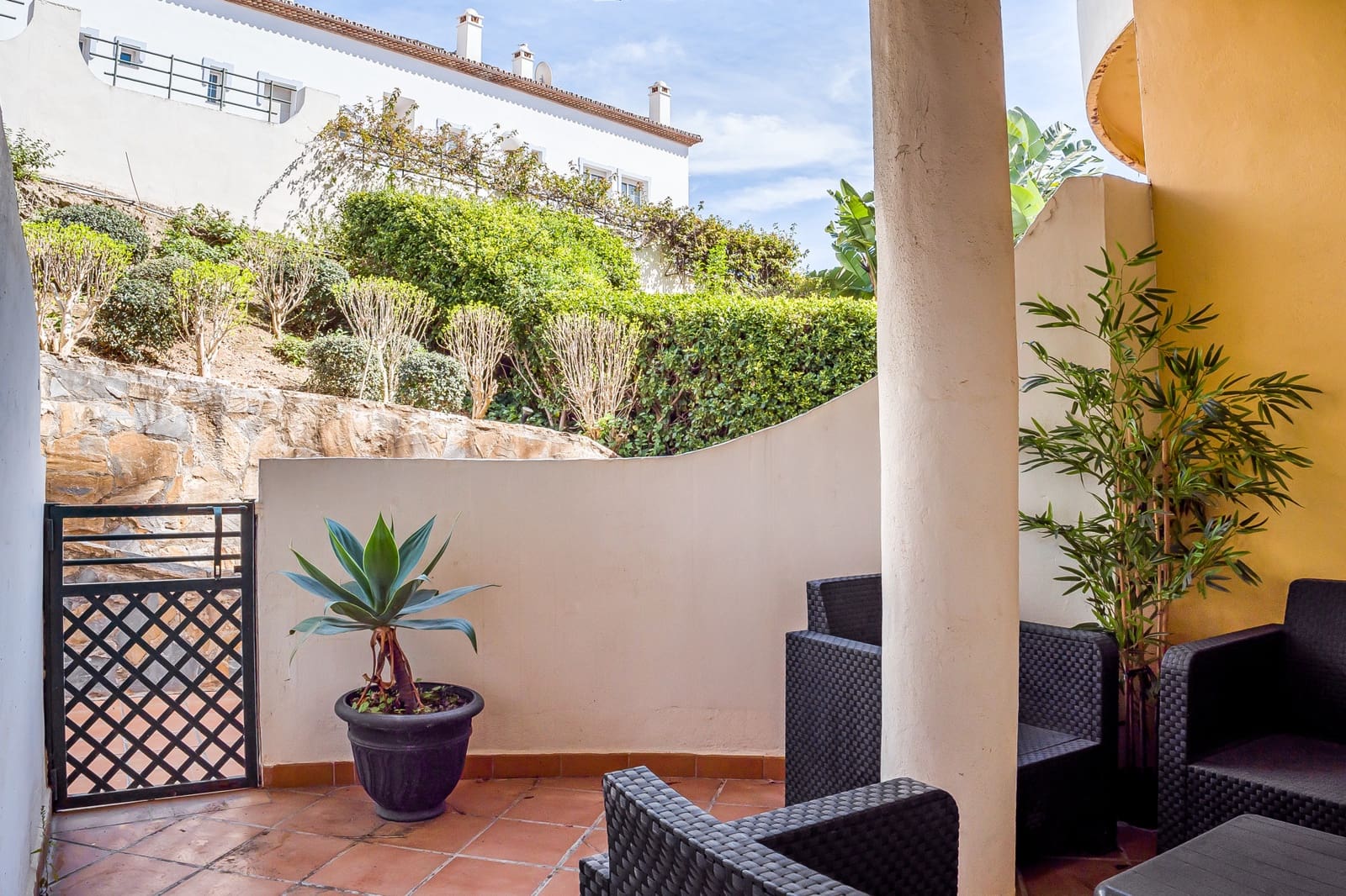 3 Zimmer Apartment zu verkaufen in Marbella mit Pool Garage - 499.000 € (Ref: 9677071)
