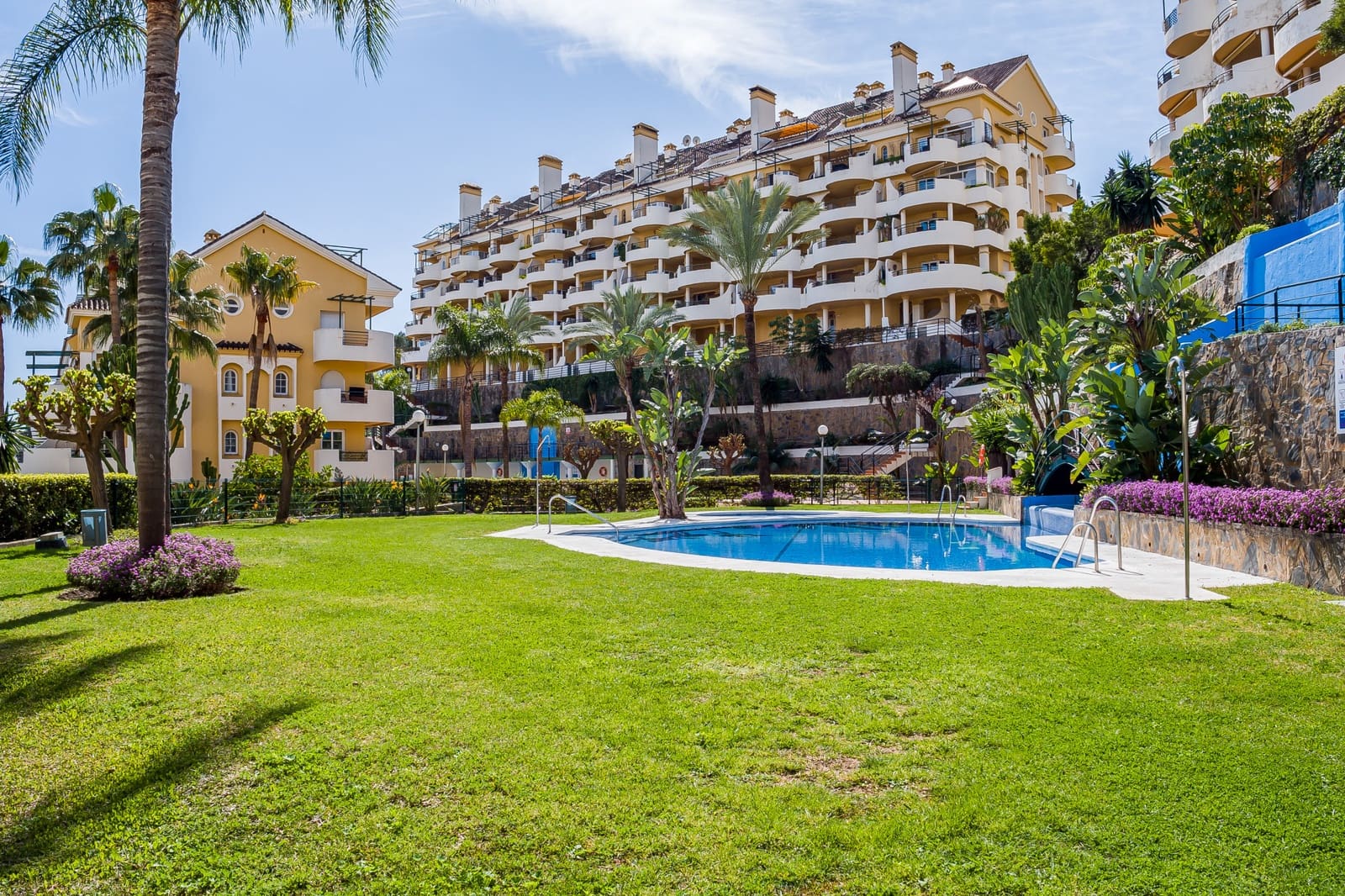 3 Zimmer Apartment zu verkaufen in Marbella mit Pool Garage - 499.000 € (Ref: 9677071)