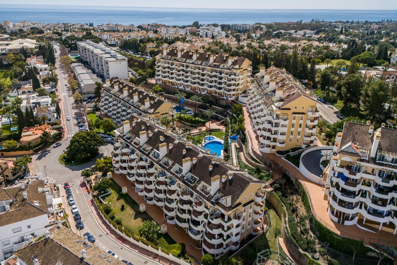 3 Zimmer Apartment zu verkaufen in Marbella mit Pool Garage - 499.000 € (Ref: 9677071)