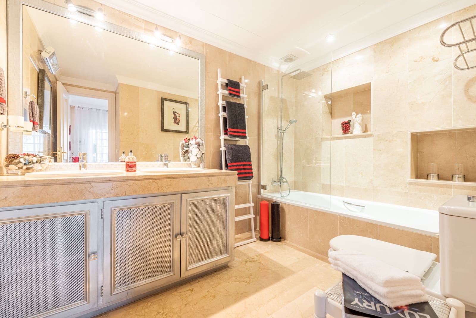 2 sypialnia Dom na sprzedaż w Marbella z basenem garażem - 550 000 € (Ref: 9679698)