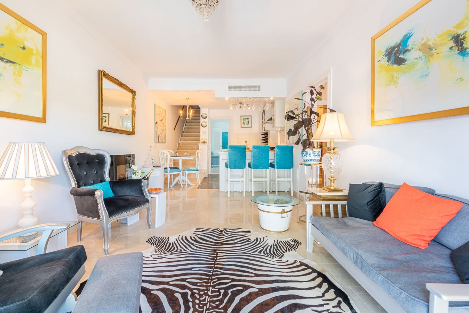2 sypialnia Dom na sprzedaż w Marbella z basenem garażem - 550 000 € (Ref: 9679698)